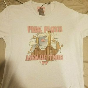 Pink floyd when pigs fly tee